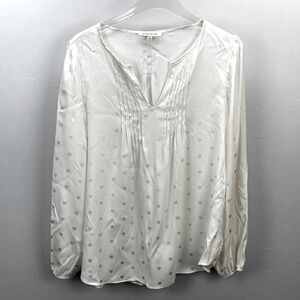 Rose & Olive Blouse M Split Neck Ivory White Silver Heart pin tuck Valentine